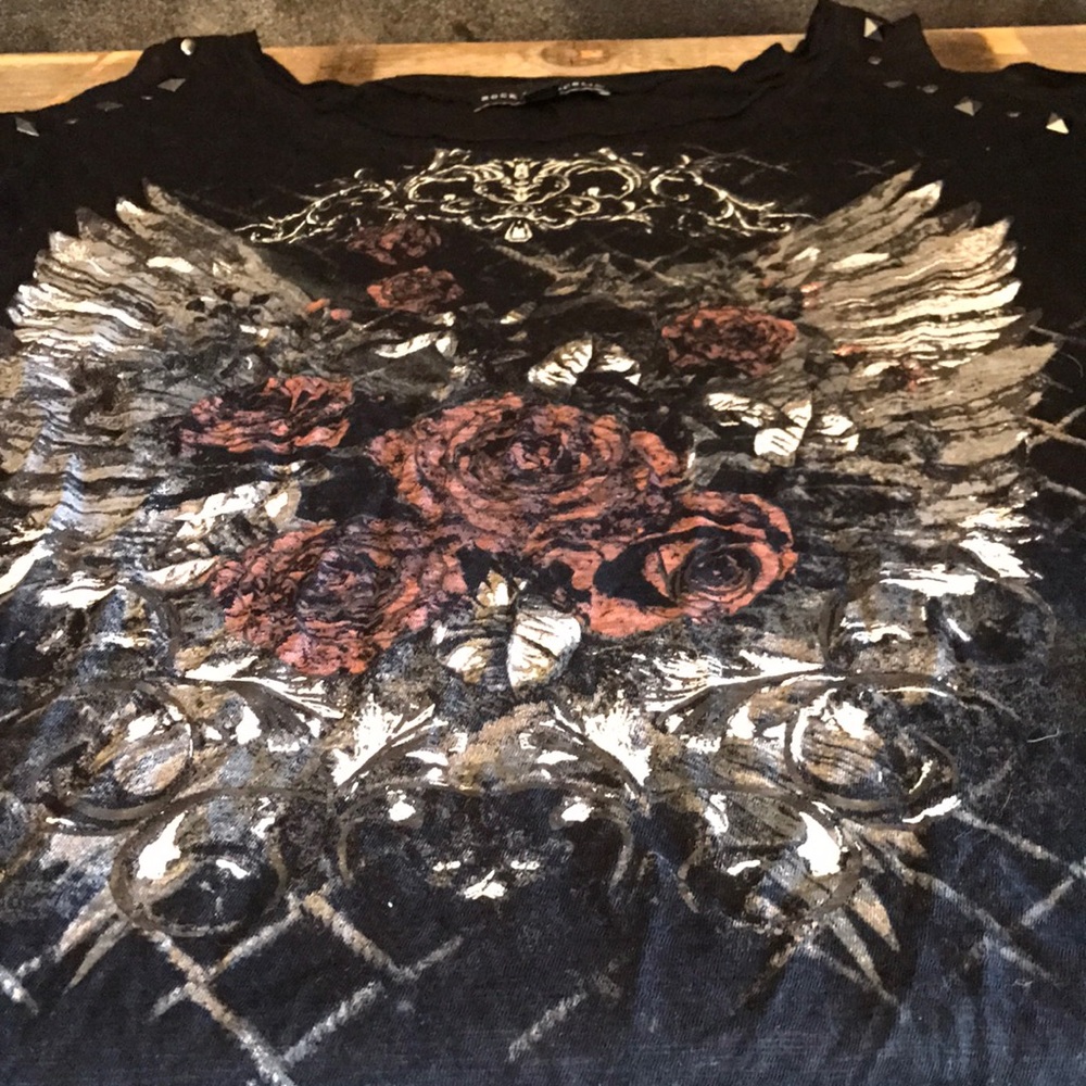 Women's XS Rock & Republic Cold Shoulder Shirt